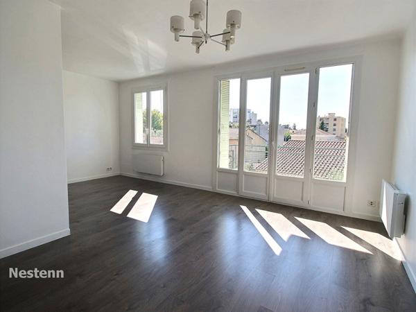 Bel appartement de type 4 avec balcon et cave proche commodités