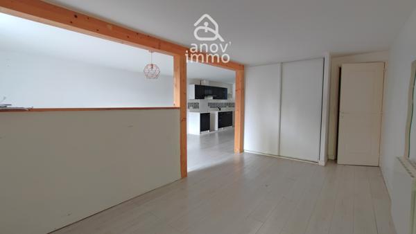 Maison
                                                                                                                                                                                                                                                                                                                        7 pièce(s)                                                                                                                                                                                                          4 chambre(s)                                                                                                                                                                                                          125  m²