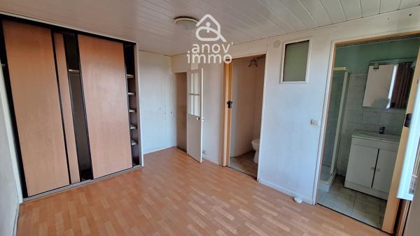 Maison
                                                                                                                                                                                                                                                                                                                        7 pièce(s)                                                                                                                                                                                                          4 chambre(s)                                                                                                                                                                                                          125  m²