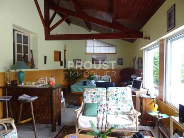 En exclusivité !! belle propriété à magné de 220 m² habitable sur un terrain de 4800 m²