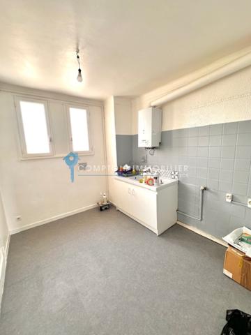 Appartement
                                                                                                                                                                                                                                                                                                                        4 pièce(s)                                                                                                                                                                                                          2 chambre(s)                                                                                                                                                                                                          67  m²