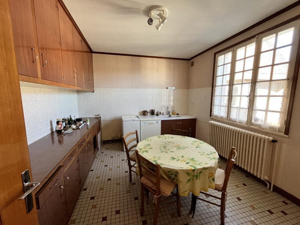 Maison à vendre |  Vierzon |  6 pièces | 177 m²
