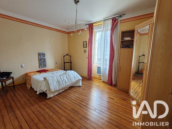 Maison à vendre 7 pièces 180 m² Bourgogne-Fresne