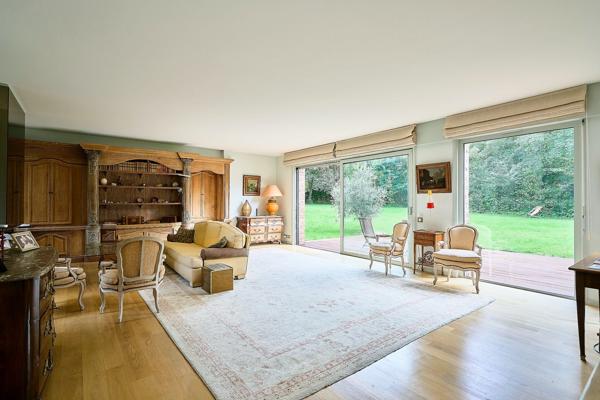 Vente Maison de luxe Croix 8 Pièces 232 m²