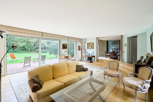 Vente Maison de luxe Croix 8 Pièces 232 m²