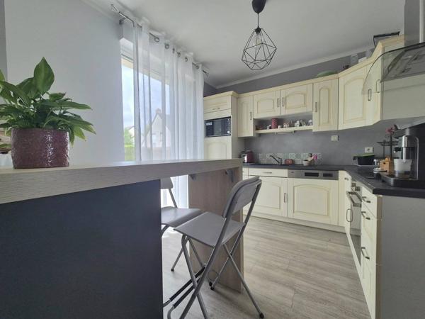 LAVAL - PAVILLON DE 83 M² - 4 chambres