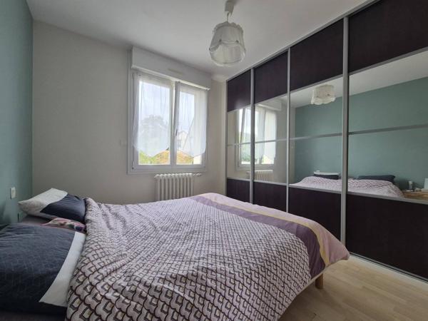 LAVAL - PAVILLON DE 83 M² - 4 chambres