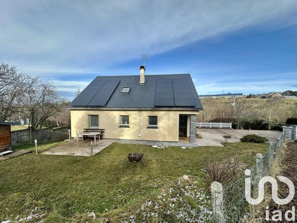 Maison 8 pièces de 133 m² à Albaret-le-Comtal (48310)