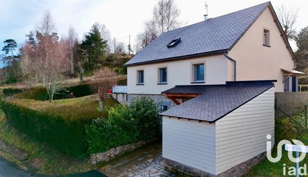 Maison 8 pièces de 133 m² à Albaret-le-Comtal (48310)