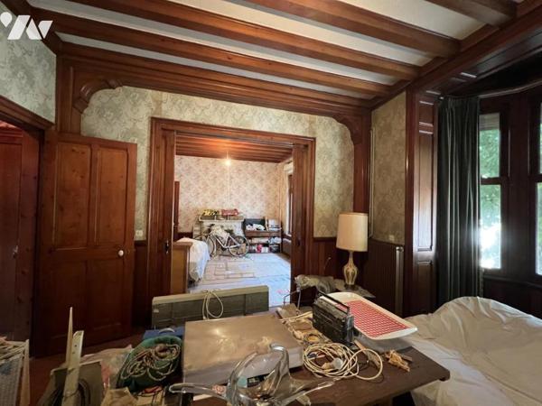 RARE- centre d' HOULGATE à 2 pas de la mer - T2 de 51 m2 dans Villa Ancienne - Cave.