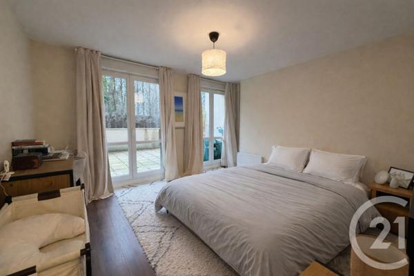 Appartement F4 à vendre  4 pièces - 121,08 m2 MEUDON - 92