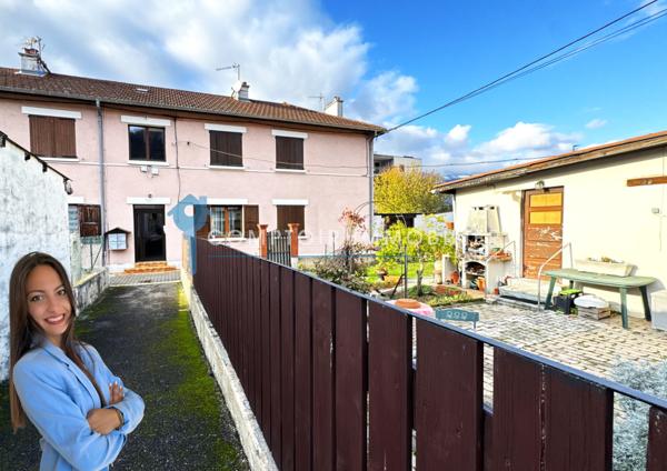 Appartement
                                                                                                                                                                                                                                                                                                                        4 pièce(s)                                                                                                                                                                                                          3 chambre(s)                                                                                                                                                                                                          61  m²