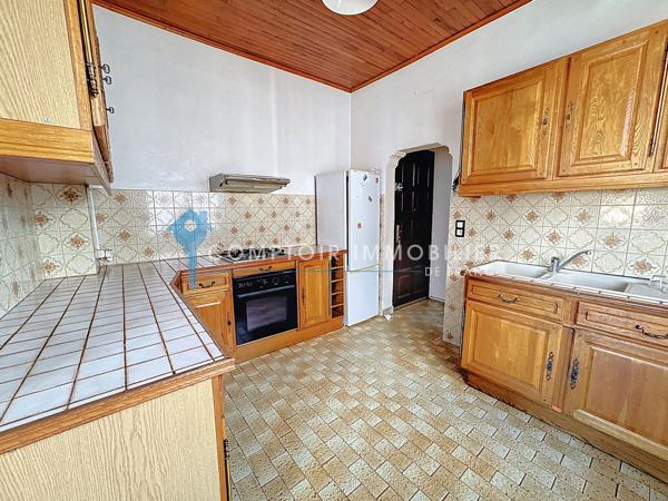 Appartement
                                                                                                                                                                                                                                                                                                                        4 pièce(s)                                                                                                                                                                                                          3 chambre(s)                                                                                                                                                                                                          61  m²