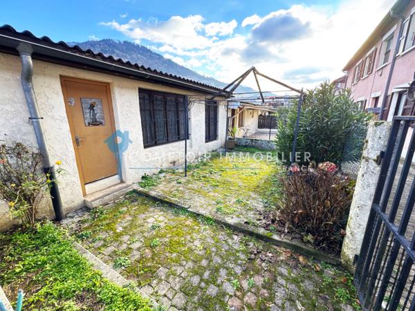 Appartement
                                                                                                                                                                                                                                                                                                                        4 pièce(s)                                                                                                                                                                                                          3 chambre(s)                                                                                                                                                                                                          61  m²