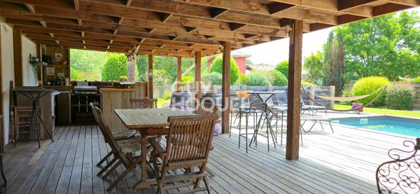 Demeure moderne, proche du lac, 6 chambres, piscine, garage, pas de travaux