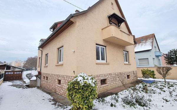 Maison à louer    4 pièces •  Bischheim