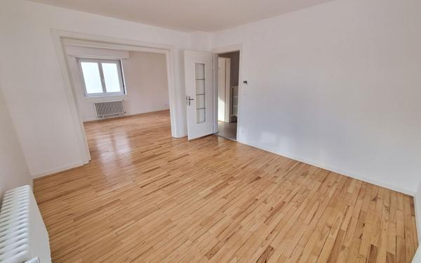 Maison à louer    4 pièces •  Bischheim