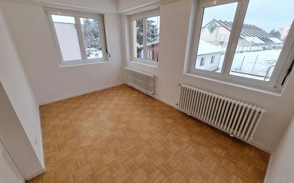 Maison à louer    4 pièces •  Bischheim