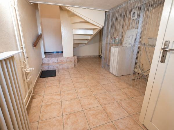 Immeuble dans Évaux-les-Bains