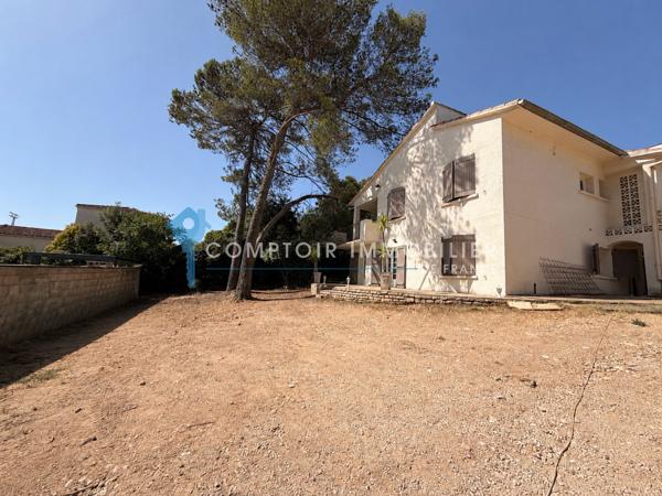 Villa
                                                                                                                                                                                                                                                                                                                        7 pièce(s)                                                                                                                                                                                                          4 chambre(s)                                                                                                                                                                                                          160  m²