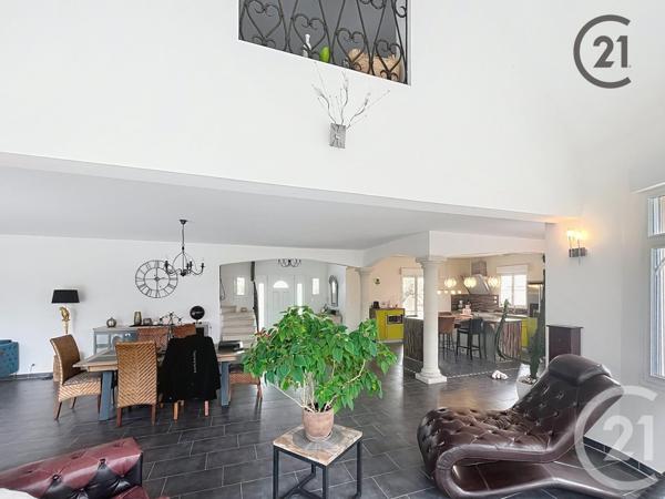 Maison à vendre  7 pièces - 222,34 m2 CHARMOY - 89