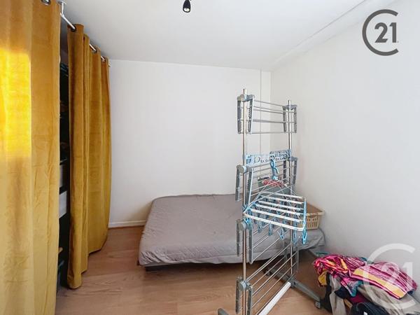 Appartement F4 à vendre  4 pièces - 67,57 m2 ST GEORGES SUR BAULCHE - 89