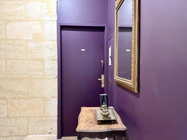 Acheter un bel immeuble en pierre rénové 268M2 à Bordeaux Gambetta/Pey Berland à usage mixte commercial pour partie et habitation