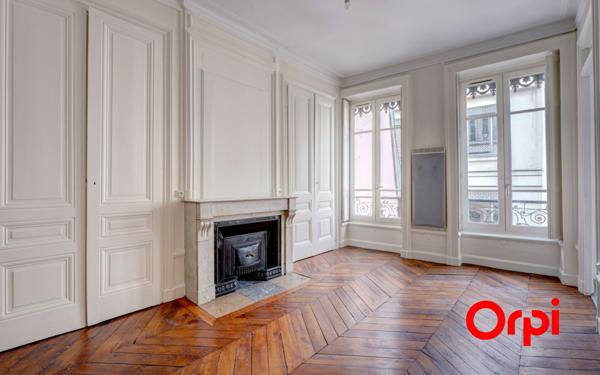 Appartement à vendre    1 pièce •  Lyon 1