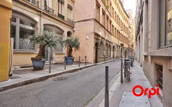 Appartement à vendre    1 pièce •  Lyon 1