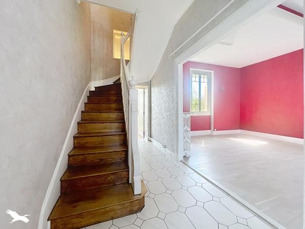 Maison à vendre 154 900 € Saint-Amand-Montrond 5 p 136 m² DPE E