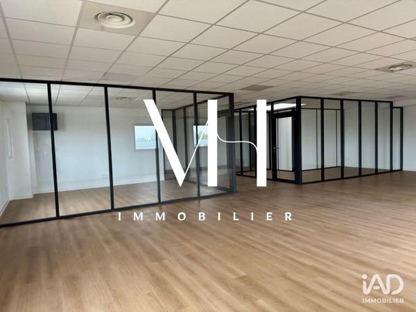 Location bureaux 155 m² Pineuilh