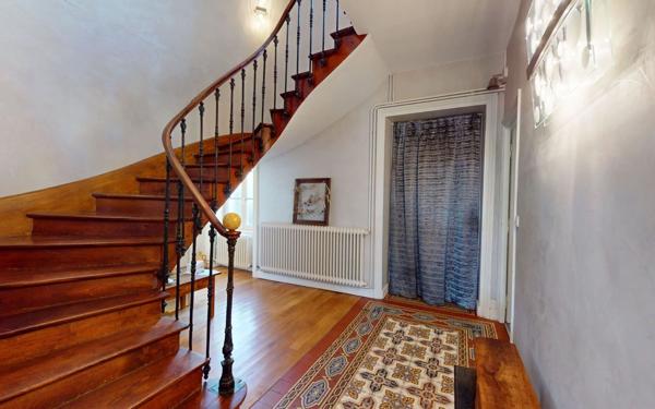 Maison à vendre    7 pièces •  Trévoux