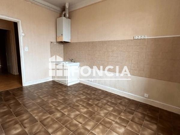 Location Appartement 2 pièces 55 m² - 49 RUE PAUL LAFARGUE Aubin 12110