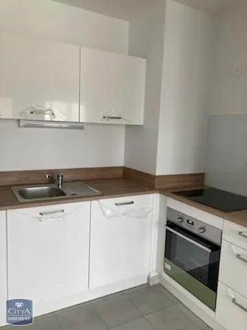 Appartement à louer 2 pièces 42.77m² Reims (51100)