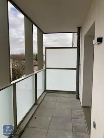 Appartement à louer 2 pièces 42.77m² Reims (51100)