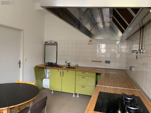 Local Professionnel et commercial à louer à Saint-Julien-de-Lampon en Dordogne (24370), ref : 24089/6