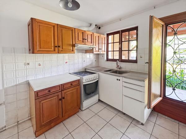 À LOUER - APPARTEMENT - FONTENAY LE VICOMTE