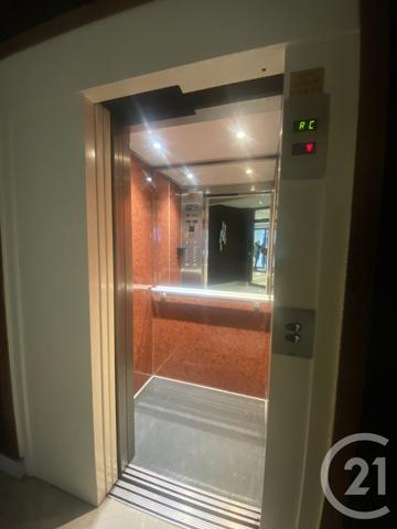 Parking à vendre  12,17 m2 PARIS - 75017