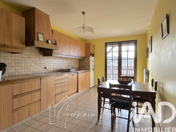 Maison à vendre 7 pièces 214 m² Le Pont-de-Beauvoisin