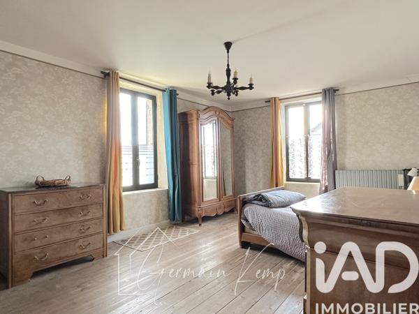 Maison à vendre 7 pièces 214 m² Le Pont-de-Beauvoisin