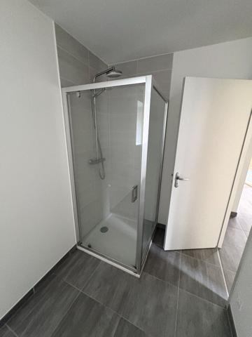 Appartement 2 pièces entièrement rénové - 50 m² - Charme de l'ancien