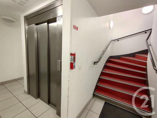 Appartement T3 à vendre  3 pièces - 60,98 m2 SENE - 56