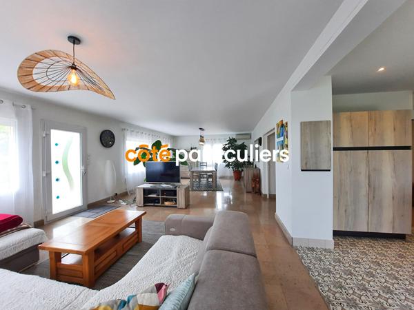 Vente Maison313 m² - 10 Pièces - MENOTEY (39290)