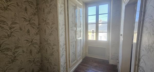 Maison à ARGENTON SUR CREUSE (36200)