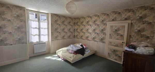 Maison à ARGENTON SUR CREUSE (36200)