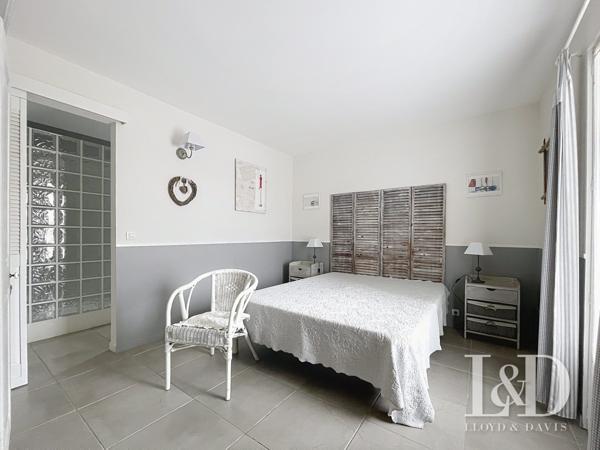 LA TREMBLADE : maison ossature bois 190 m² avec piscine sur 1000 m² de terrain