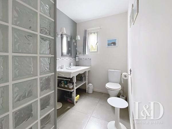 LA TREMBLADE : maison ossature bois 190 m² avec piscine sur 1000 m² de terrain