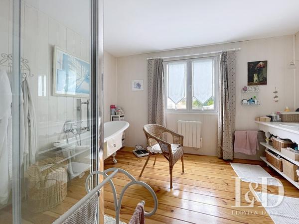 LA TREMBLADE : maison ossature bois 190 m² avec piscine sur 1000 m² de terrain