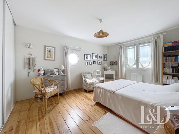 LA TREMBLADE : maison ossature bois 190 m² avec piscine sur 1000 m² de terrain