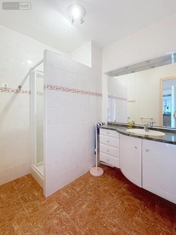 Appartement à vendre à Lorient dans le Morbihan (56100), ref : 56079-1506   
Centre